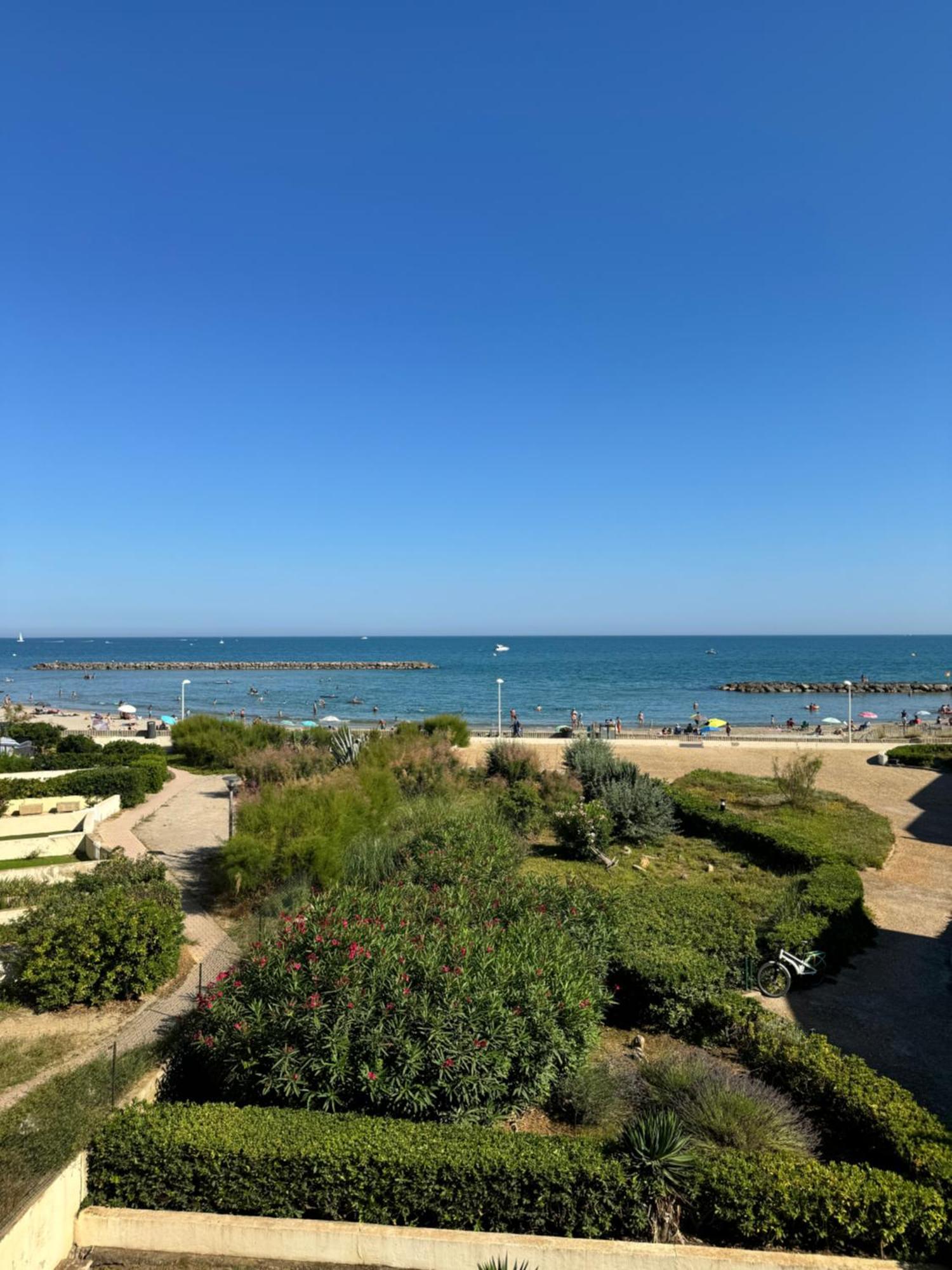 Apartment Appt - 4 Personnes - Vue - Parking - Rive Droite *