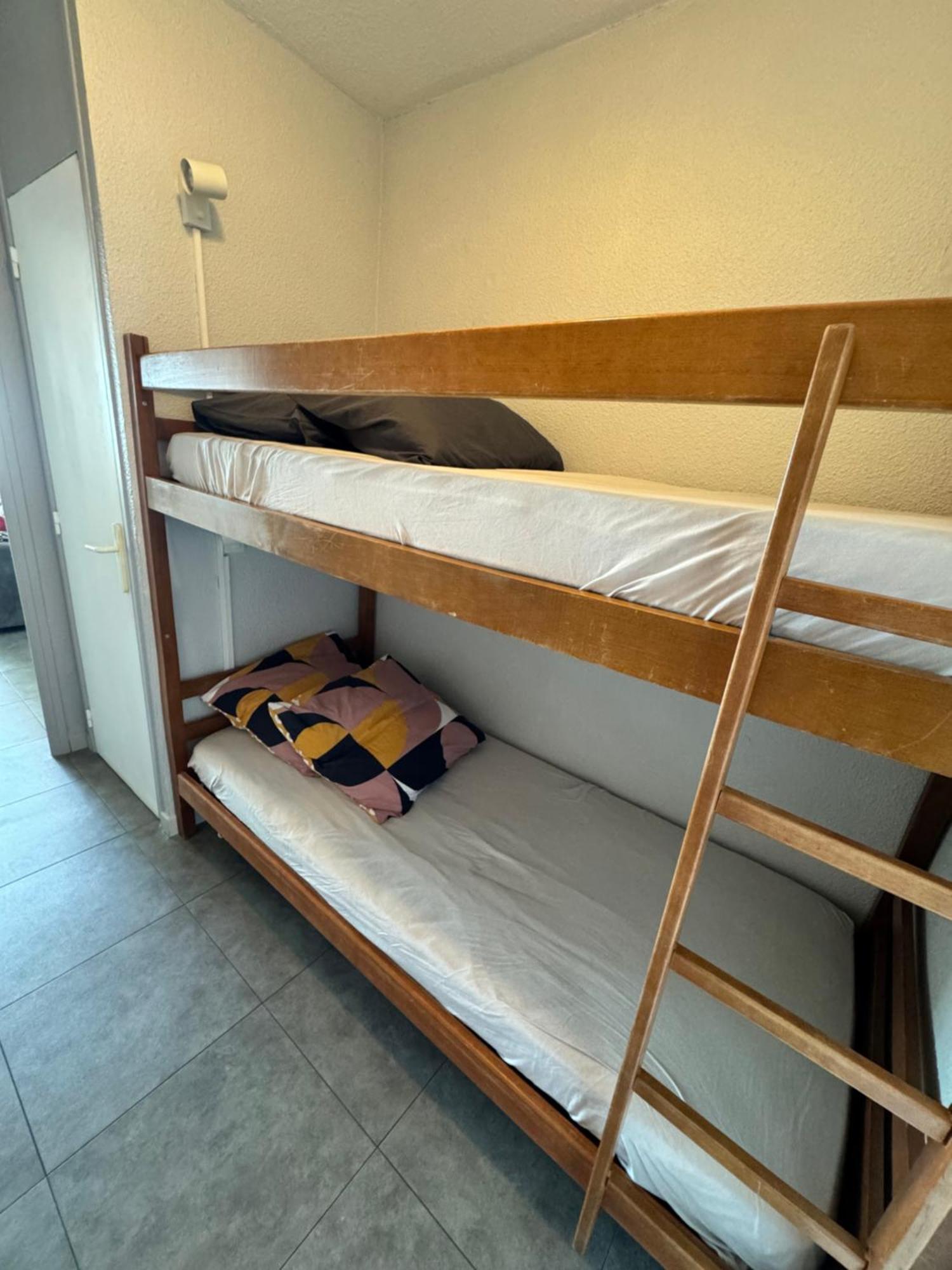 Apartment Appt - 4 Personnes - Vue - Parking - Rive Droite *